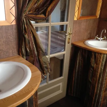 La Passerelle Bed & Breakfast *